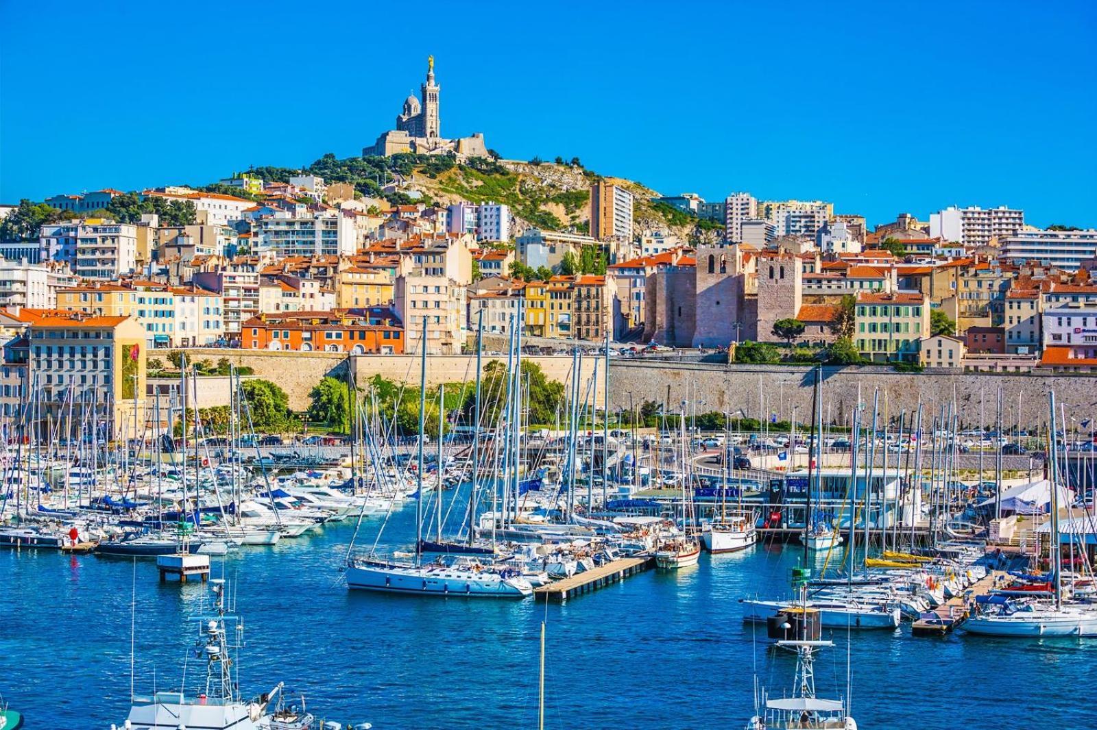 Le 13Or - Appartement De Charme En Plein Centre Ville Avec Parking Et Jolie Terrasse - Panier Joliette Vieux Port Marseille Luaran gambar