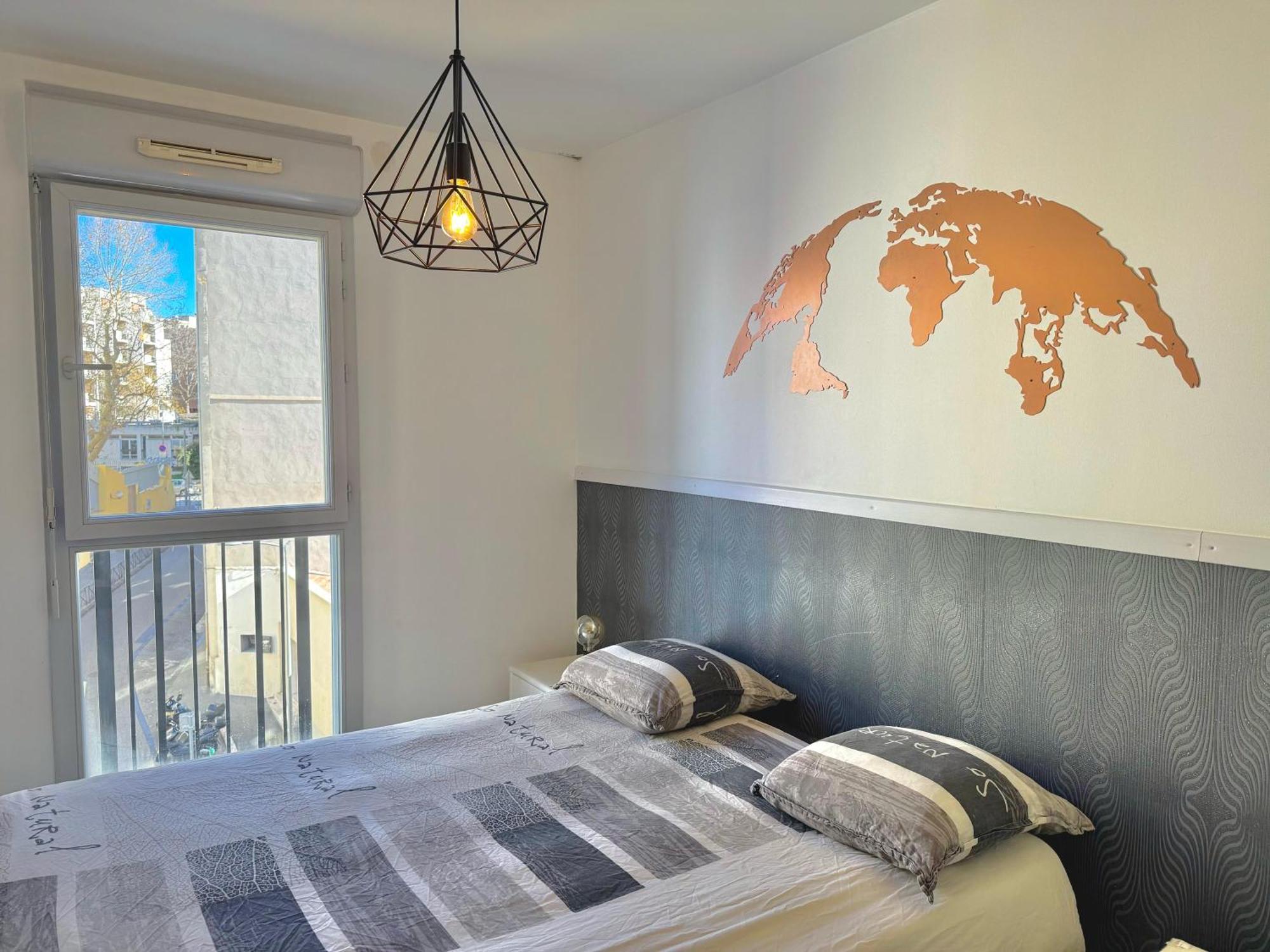 Le 13Or - Appartement De Charme En Plein Centre Ville Avec Parking Et Jolie Terrasse - Panier Joliette Vieux Port Marseille Luaran gambar