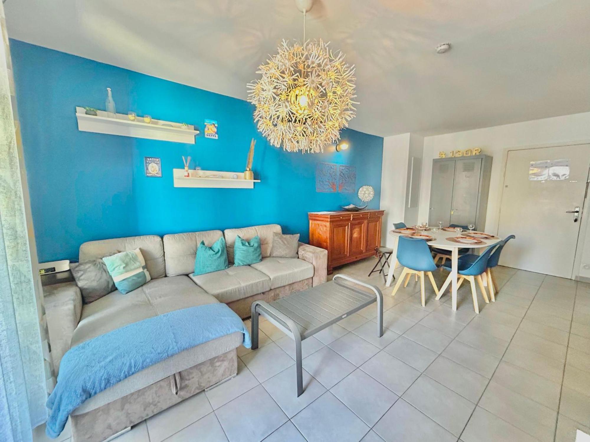 Le 13Or - Appartement De Charme En Plein Centre Ville Avec Parking Et Jolie Terrasse - Panier Joliette Vieux Port Marseille Luaran gambar