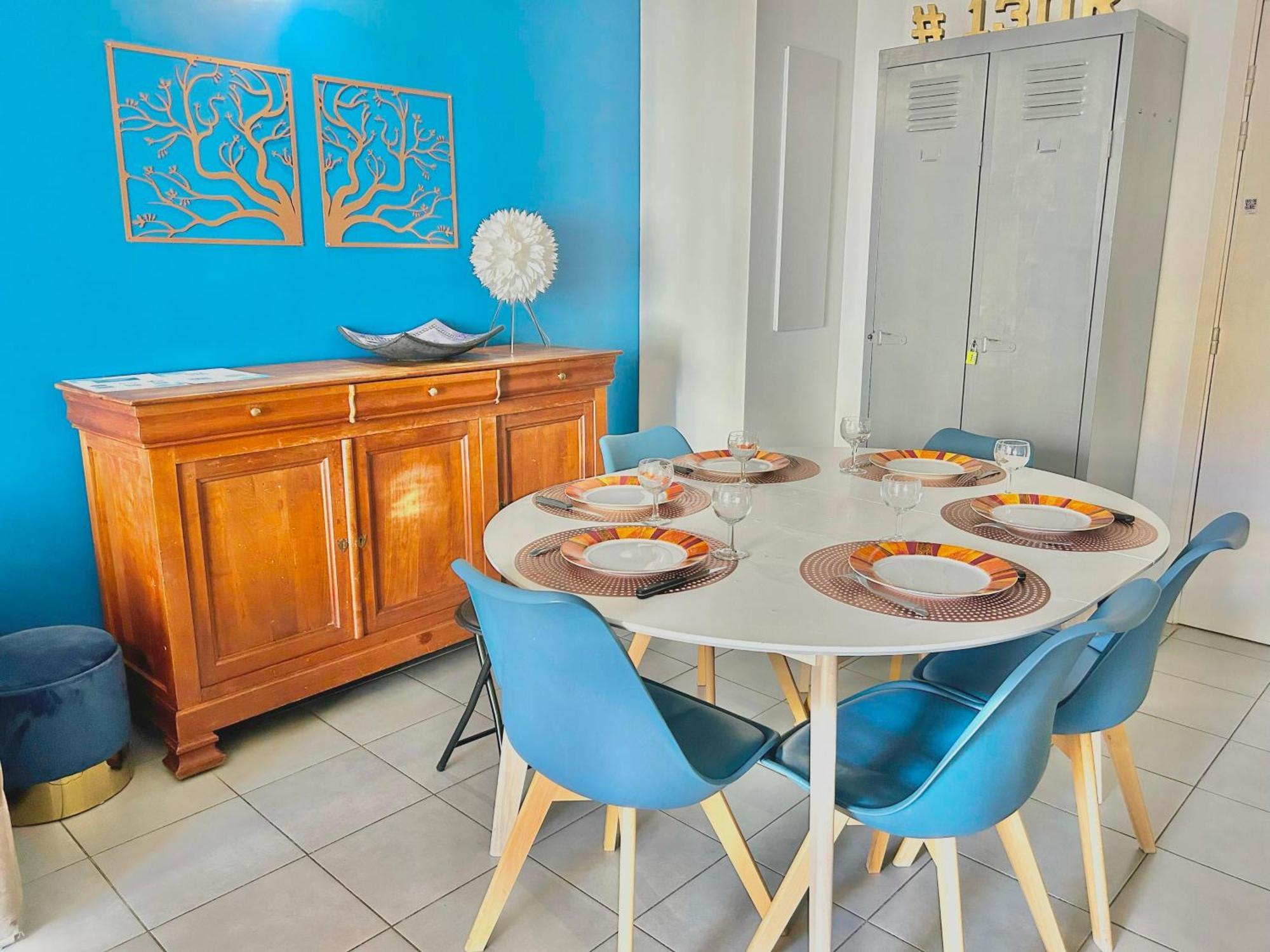 Le 13Or - Appartement De Charme En Plein Centre Ville Avec Parking Et Jolie Terrasse - Panier Joliette Vieux Port Marseille Luaran gambar